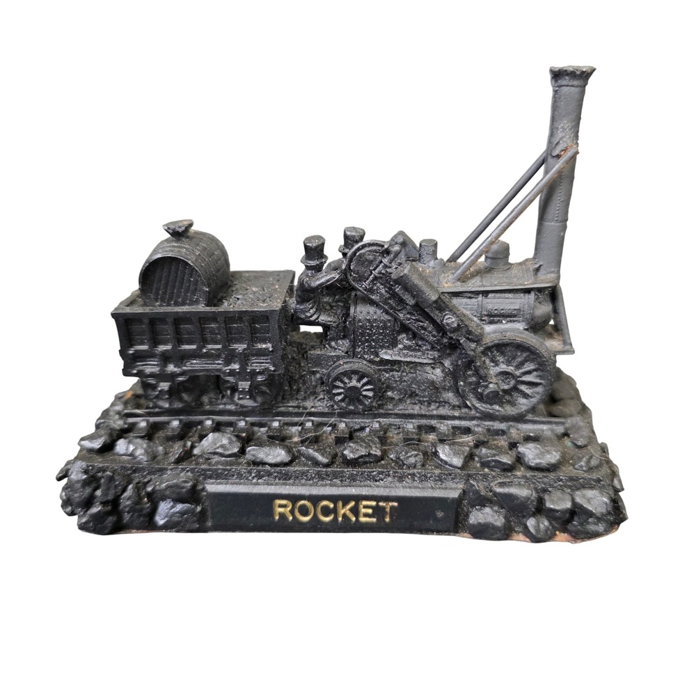Classique Rocket Engine Coal Ornament Locomotive Figurine‎ Great Britain READ
